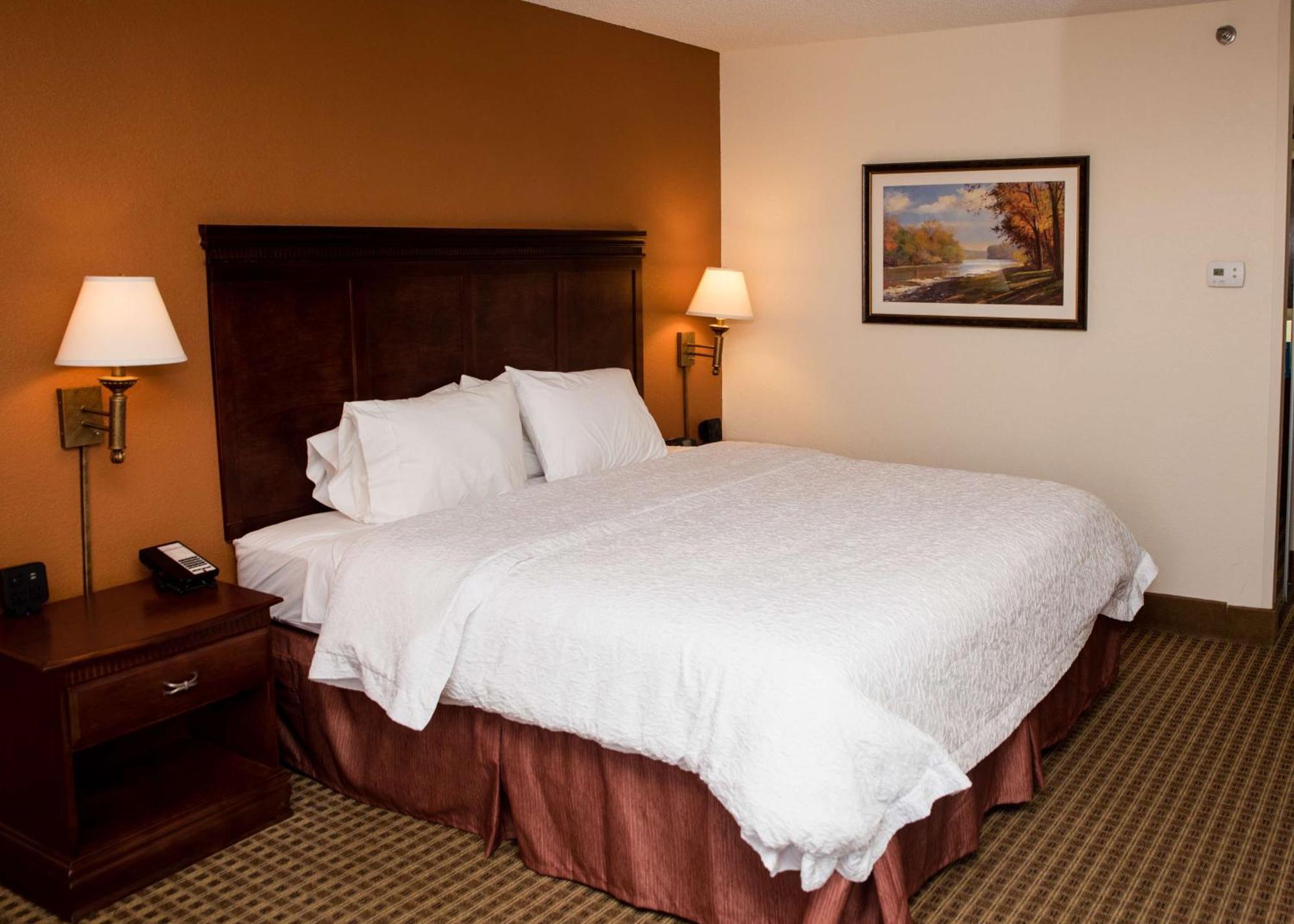 Hampton By Hilton - 3*