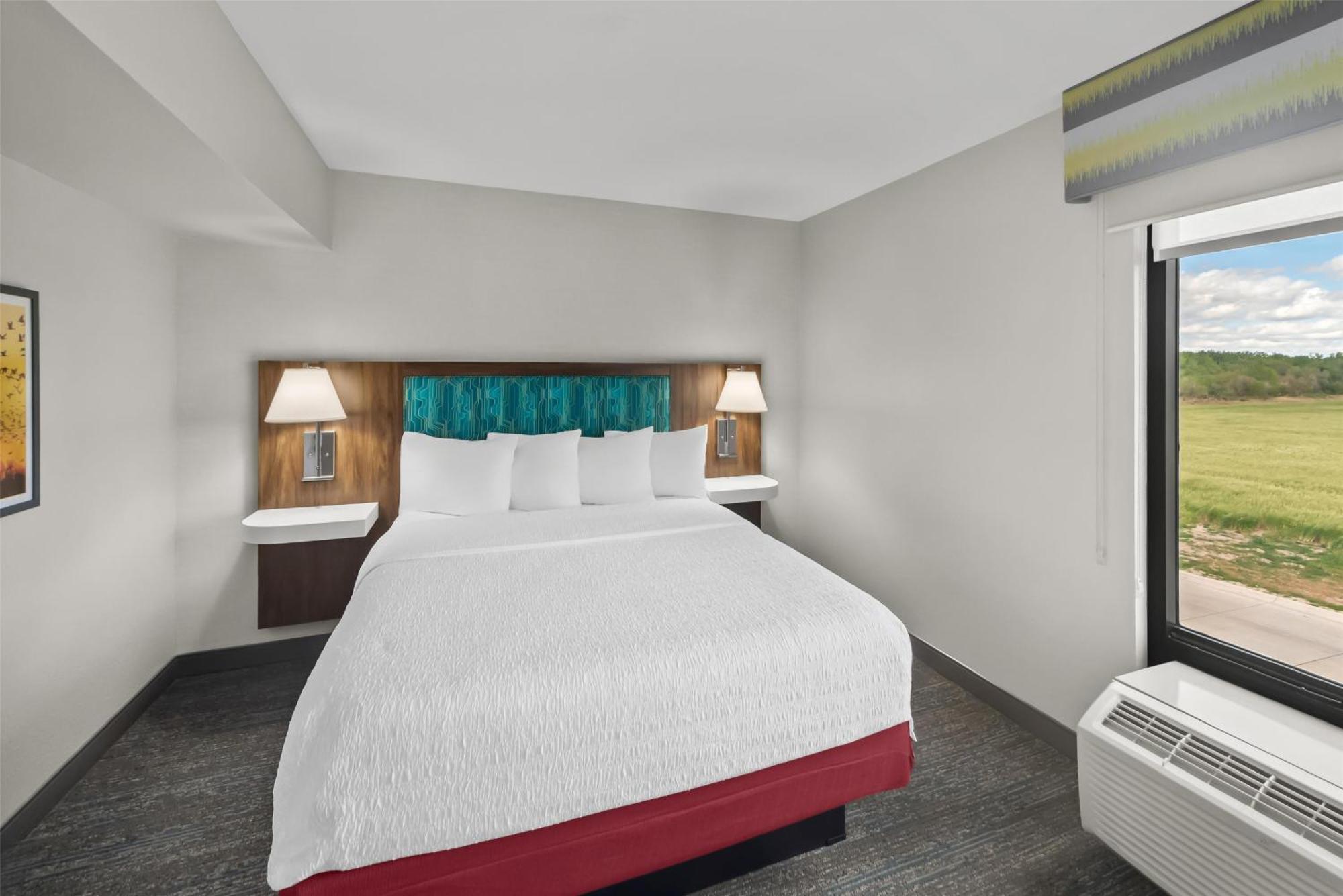 Hampton By Hilton - Hotel